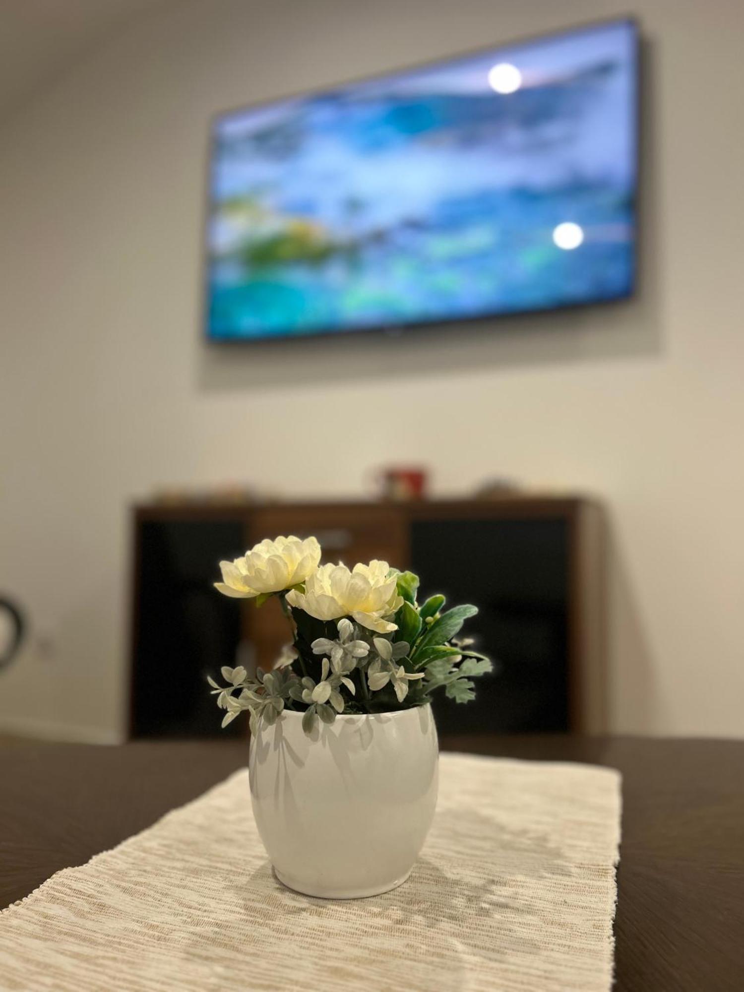 Apartman Diamond Lux Surčin Exteriér fotografie