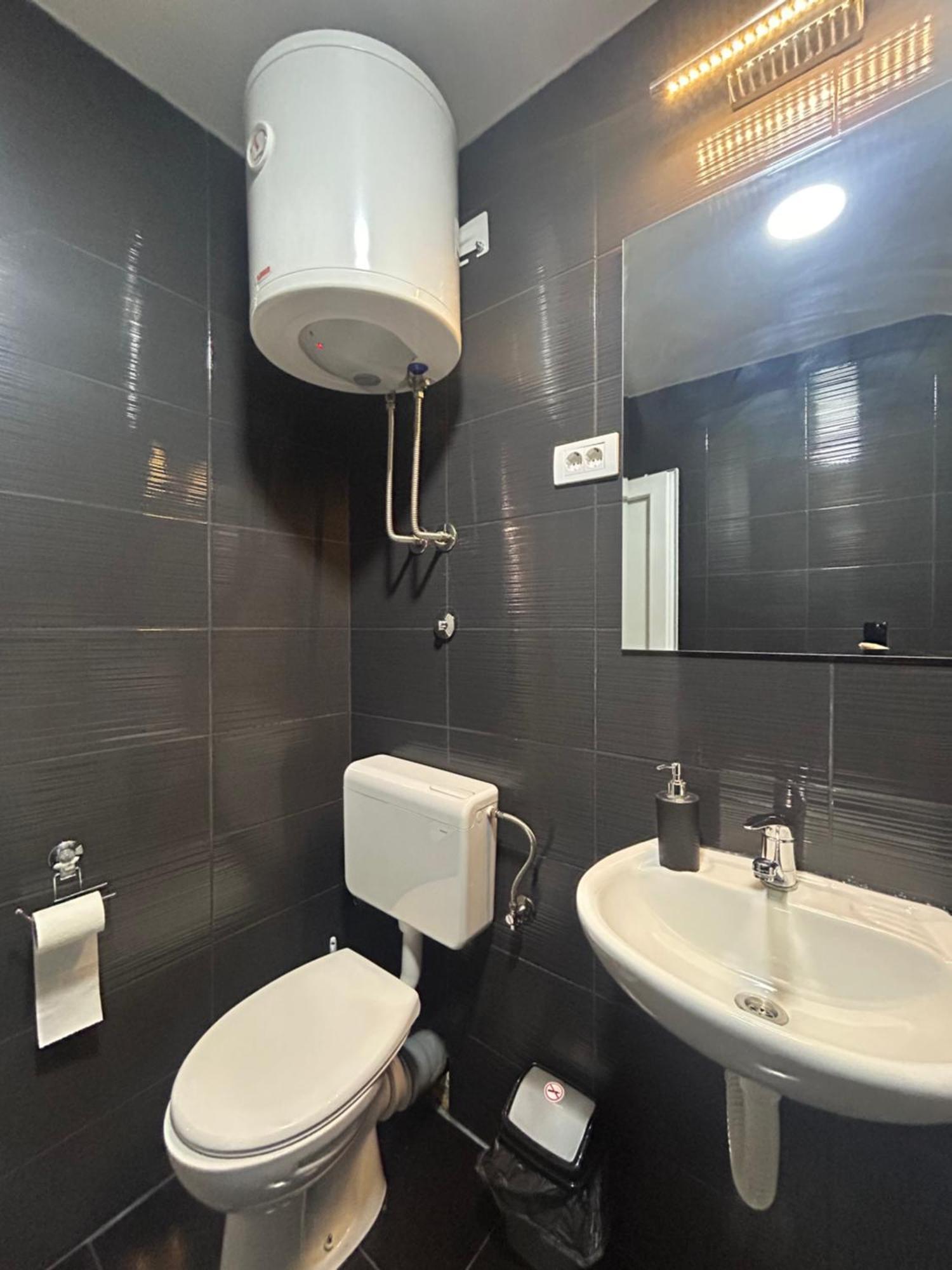 Apartman Diamond Lux Surčin Exteriér fotografie