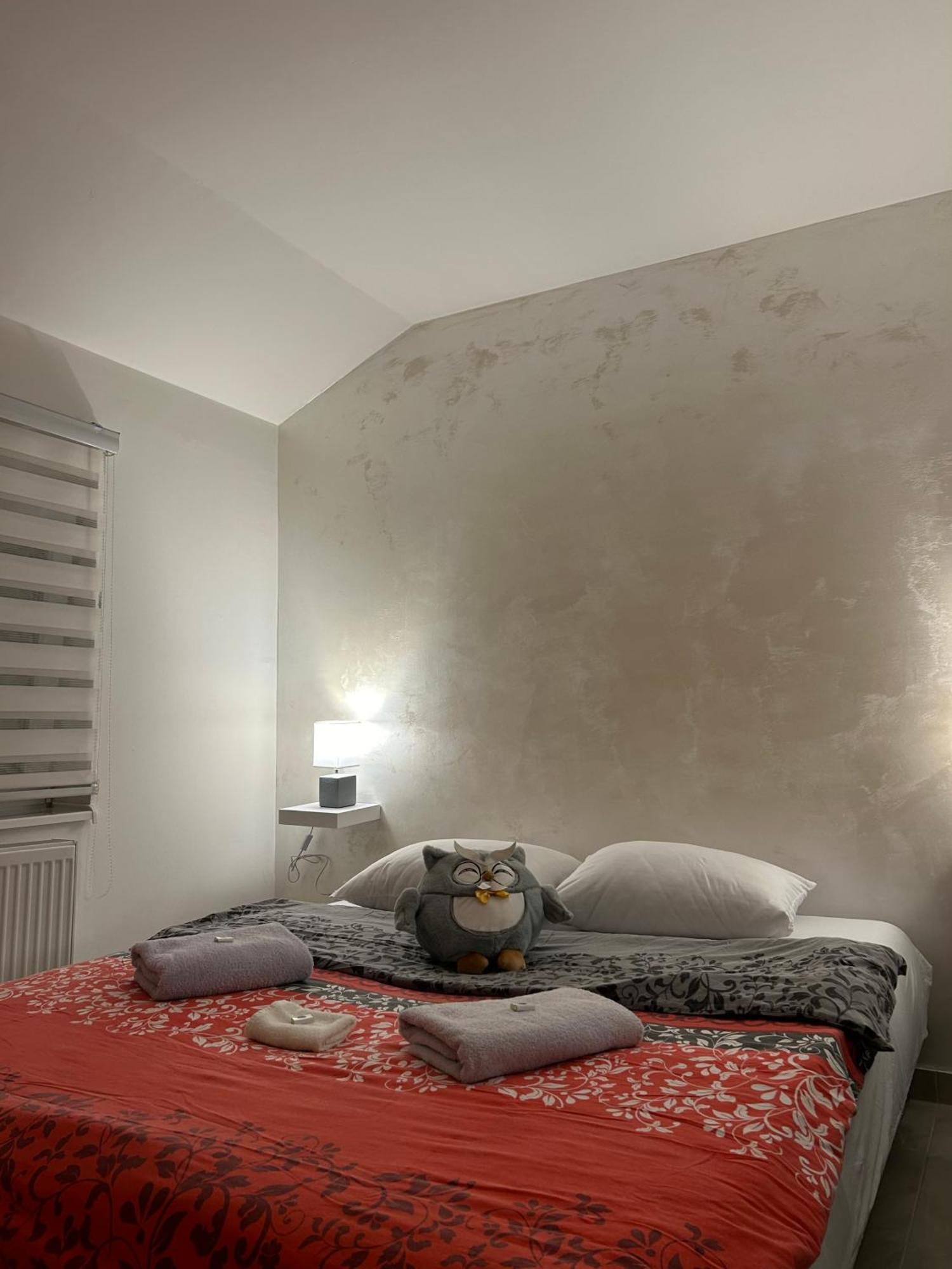 Apartman Diamond Lux Surčin Exteriér fotografie