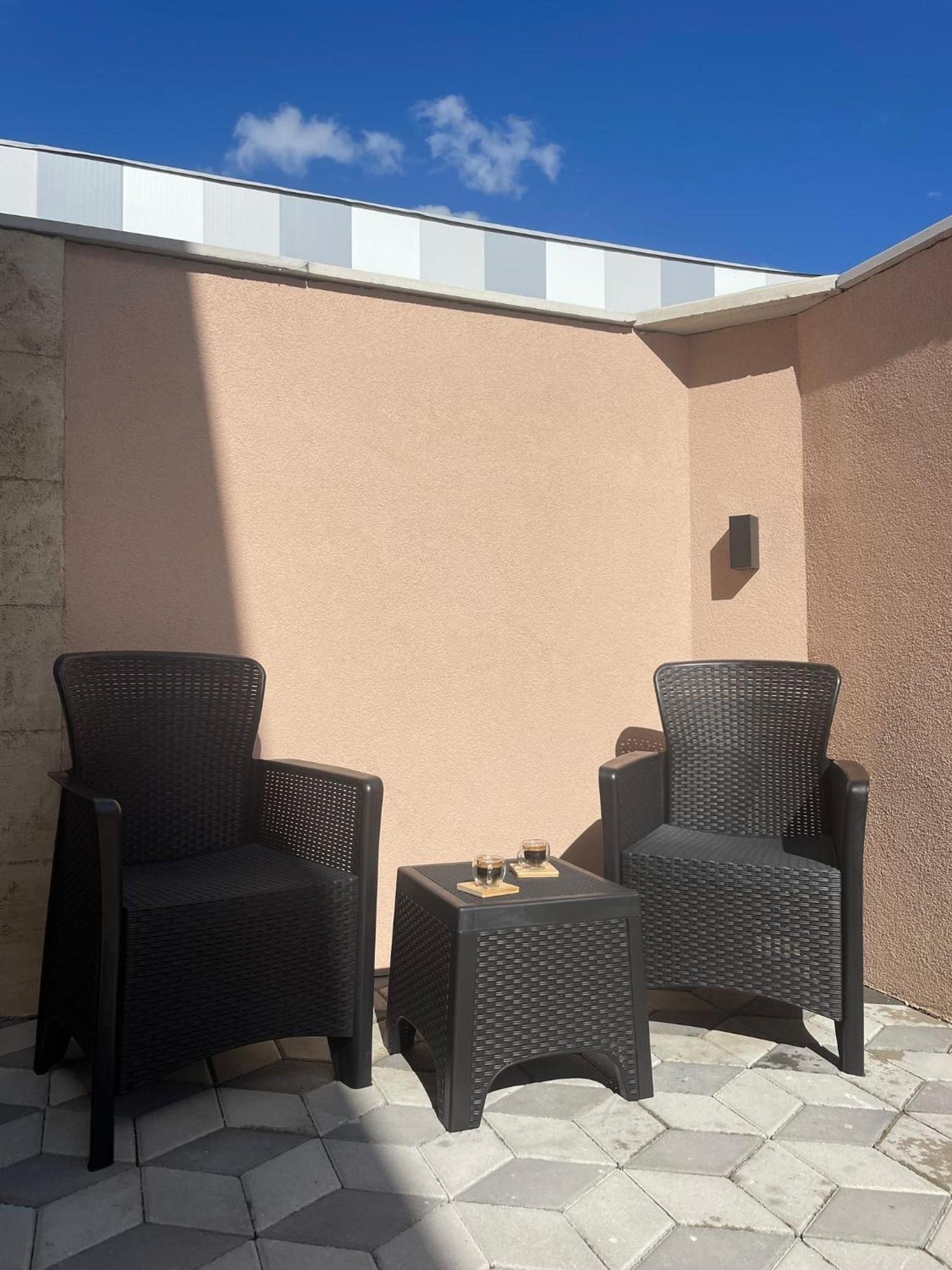Apartman Diamond Lux Surčin Exteriér fotografie
